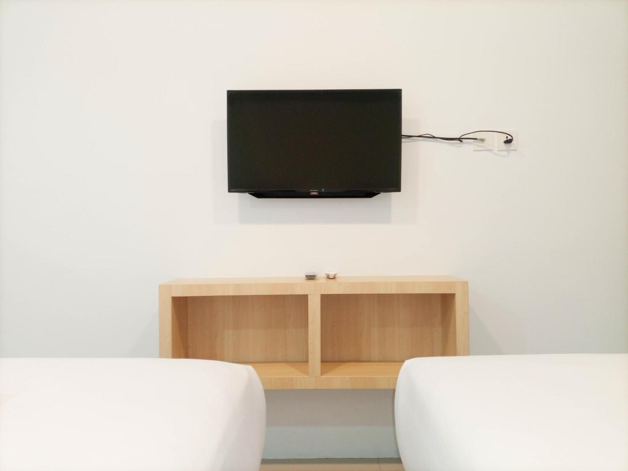 Brand New At De Prima By Travelio Apartemen